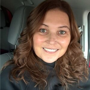 Meet your Posher, Christina